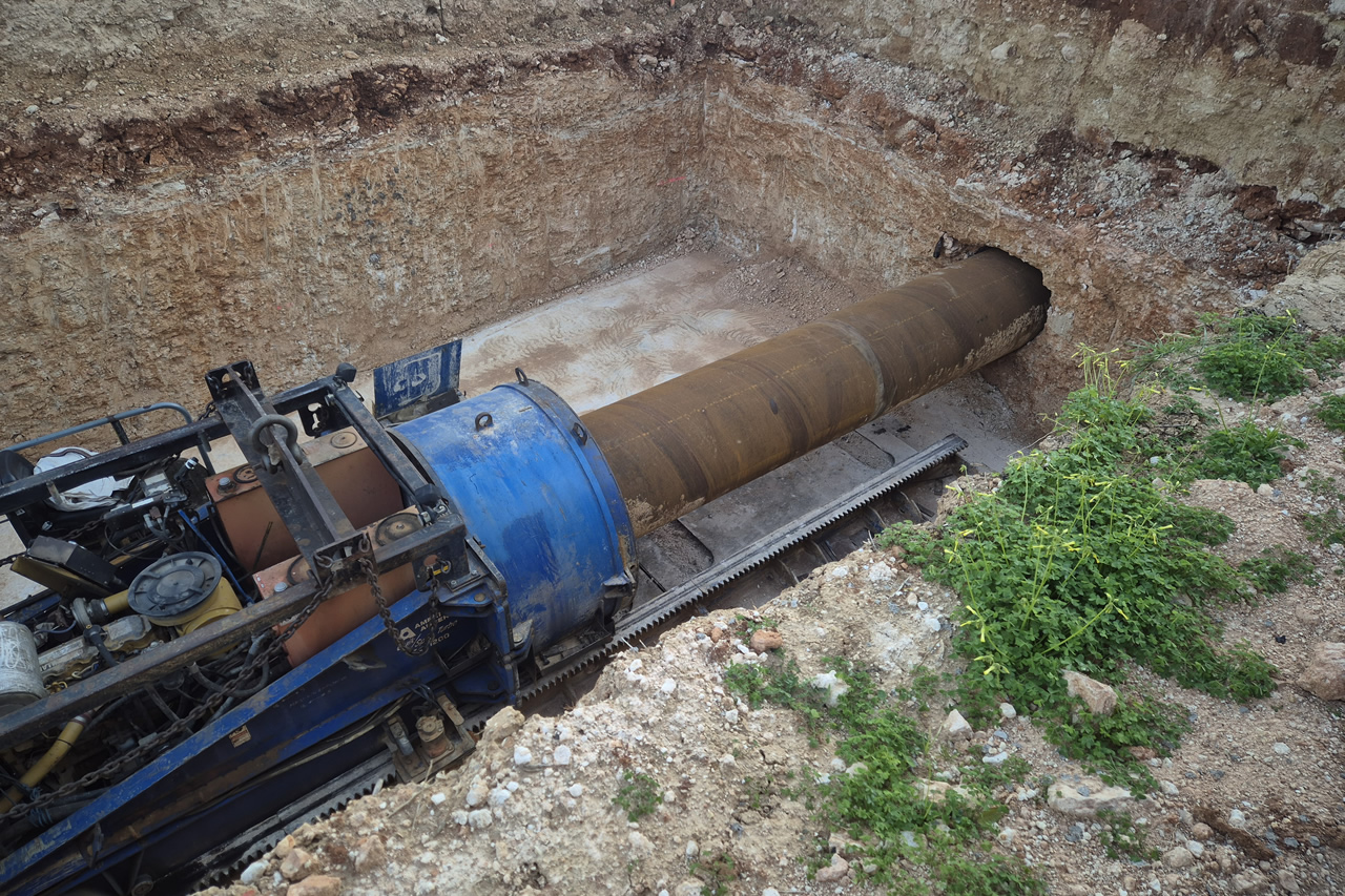 Obras medioambientales y de adecuación de las redes de transporte y distribución en la Acequia Real Del Júcar